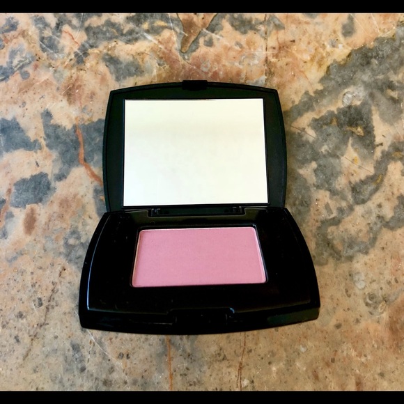 Lancôme Delicate Oil-Free Powder Blush - Picture 1 of 3